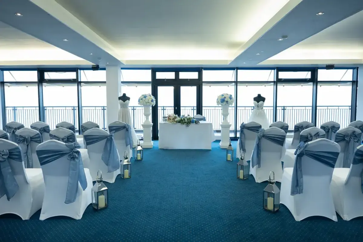 Leas Cliff Hall photo 11